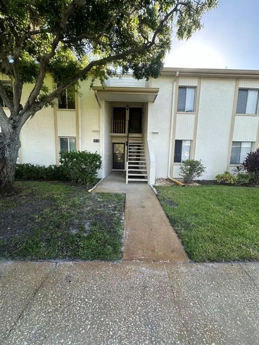 112 Cypress Court 112, OLDSMAR