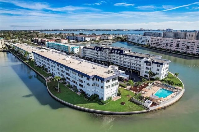 5955 30th Avenue S 114, GULFPORT