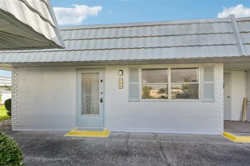 202 Bedford Trail 109, SUN CITY CENTER