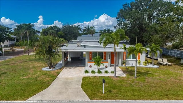 624 W Virginia Avenue, PUNTA GORDA