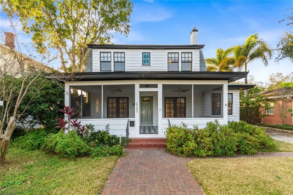 2302 12th Street N, ST PETERSBURG