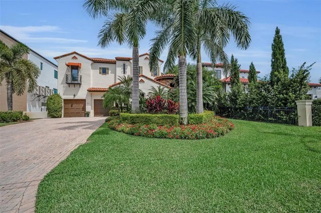 801 Brightwaters Boulevard Ne, ST PETERSBURG