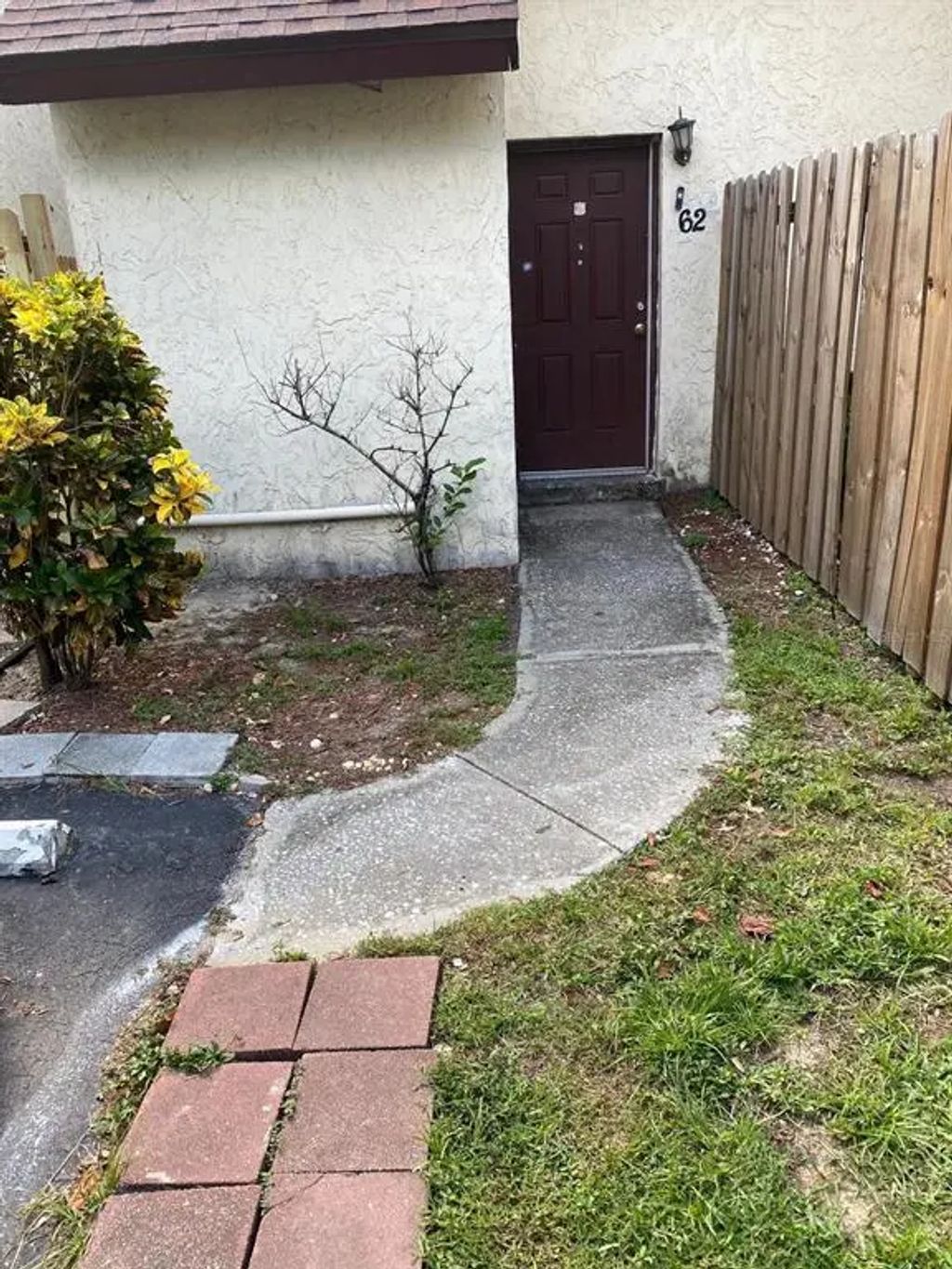 12414 N 58th Street 62, TAMPA