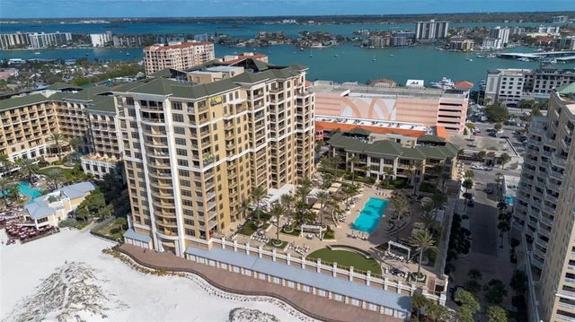 470 Mandalay Avenue 303, CLEARWATER
