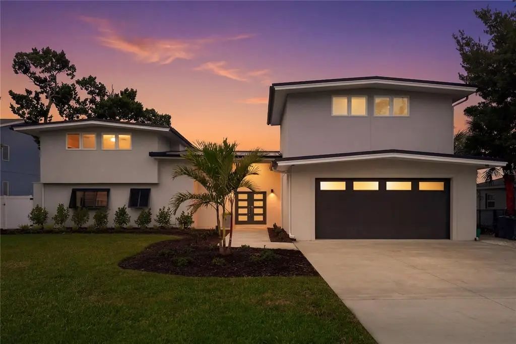 915 Bayshore Drive, TARPON SPRINGS