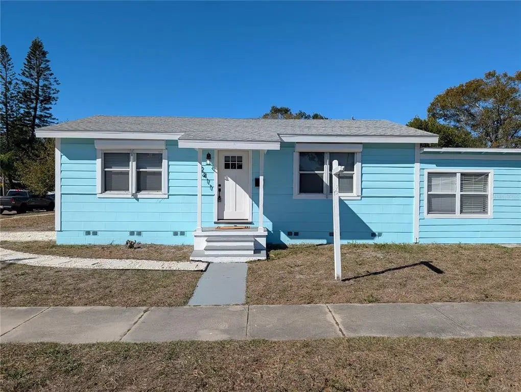 2411 45th Street S, ST PETERSBURG