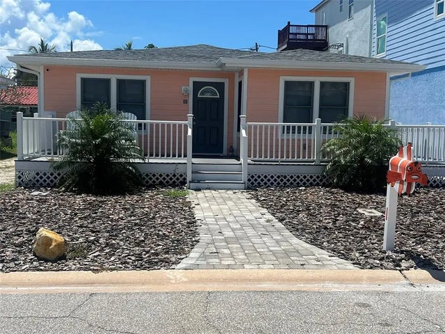 5 82nd Avenue, TREASURE ISLAND