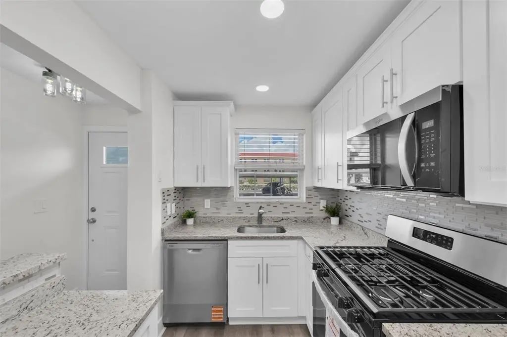 3018 59th Street S 111, GULFPORT