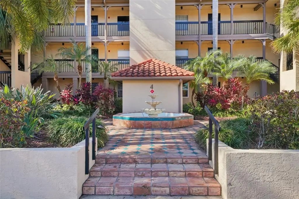 2400 Feather Sound Drive 415, CLEARWATER