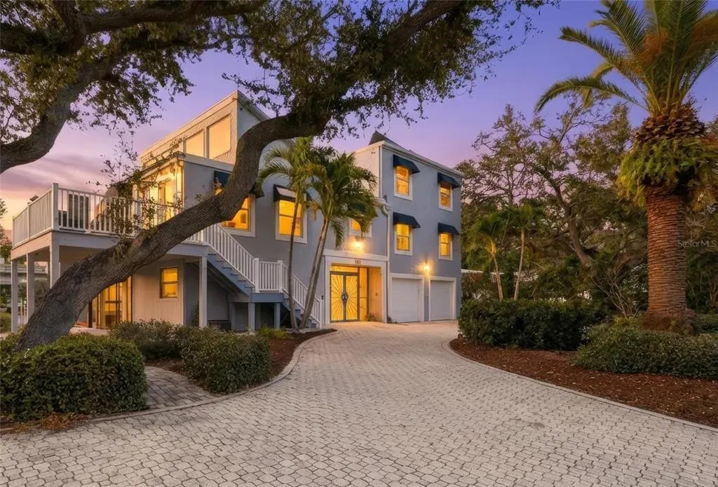 557 Venice Lane, SARASOTA