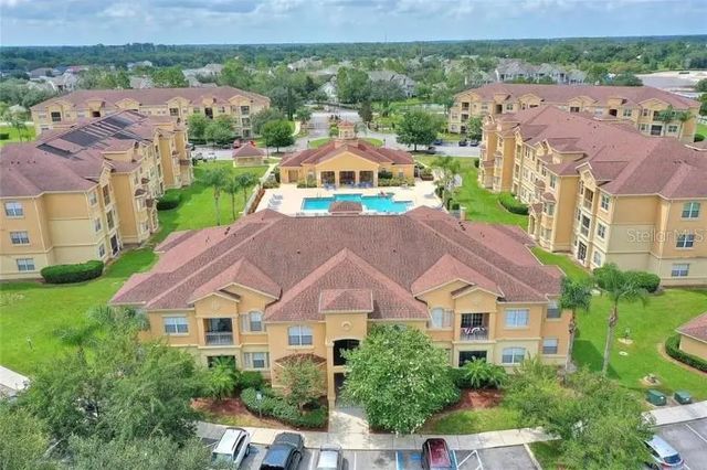 504 Terrace Ridge Circle 5, DAVENPORT