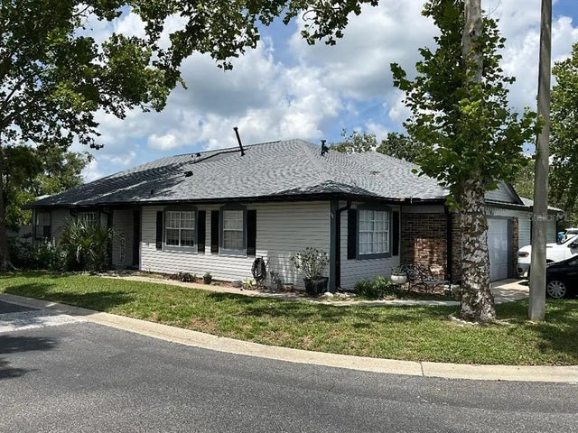942 Malden Court, LONGWOOD