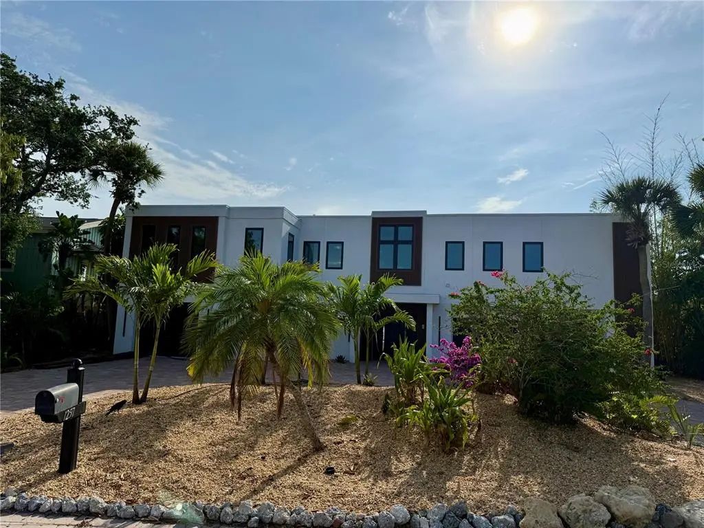 1257 Tree Bay Lane, SARASOTA
