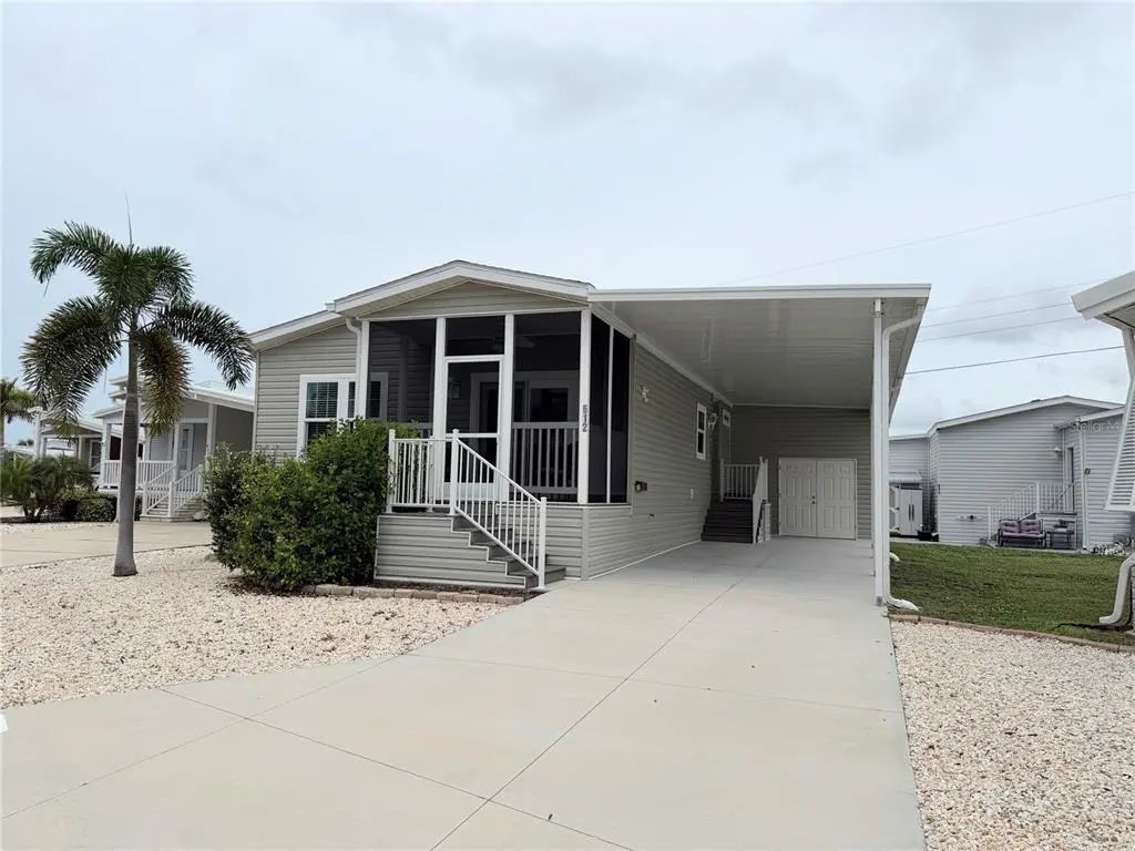 612 Carefree, VENICE