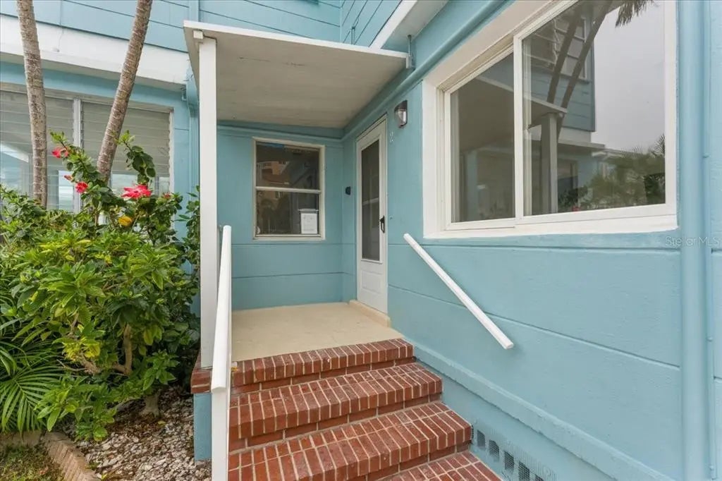 483 E Shore Drive E2, CLEARWATER