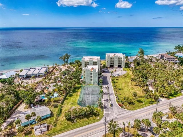 5056 N Beach Road 102, ENGLEWOOD