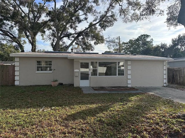 5772 94th Avenue N, PINELLAS PARK