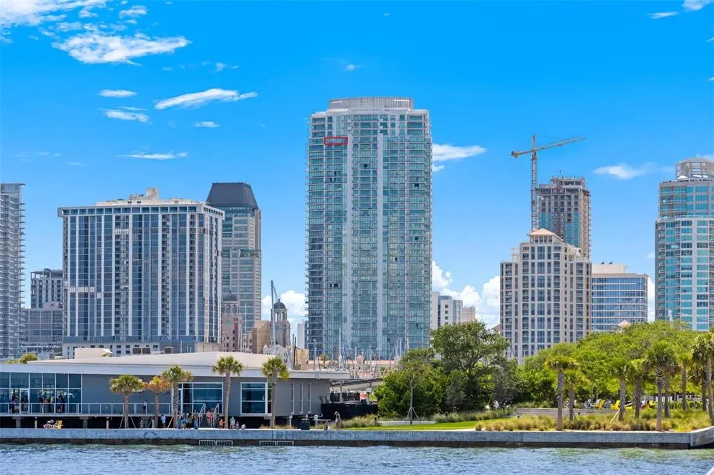 100 1st Avenue N 3902, ST PETERSBURG