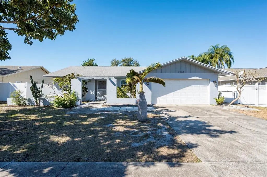 2456 Timbercrest Circle W, CLEARWATER