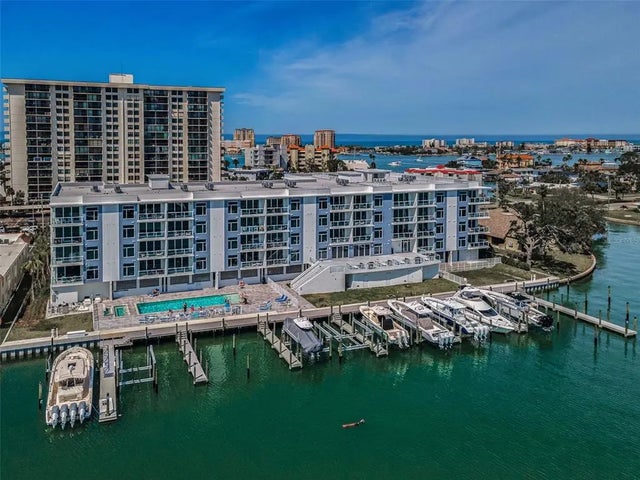 415 Island Way 509, CLEARWATER BEACH
