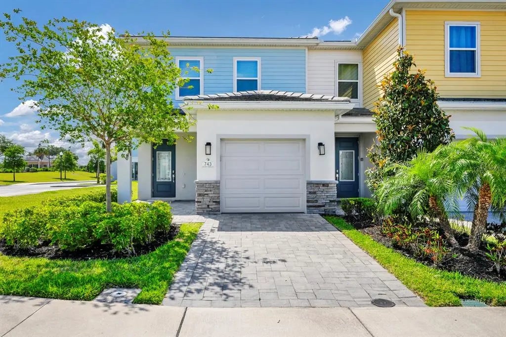 743 Driving Range Court, REUNION