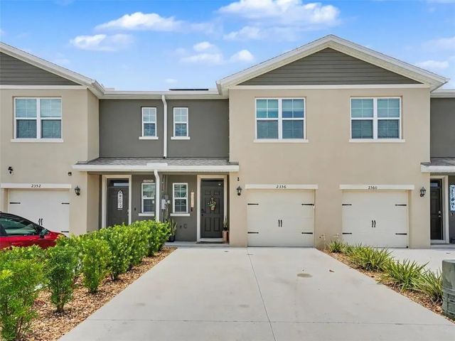 2356 Penguin Boulevard, DAVENPORT