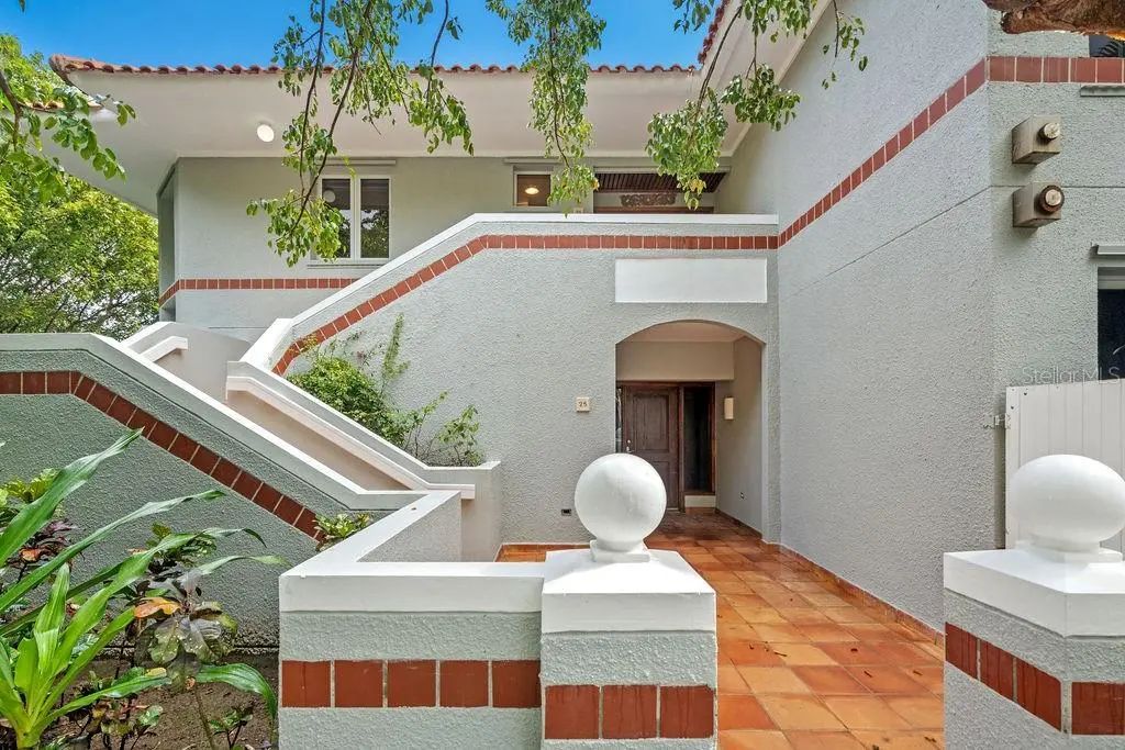 26 Green Villas Drive 26, DORADO