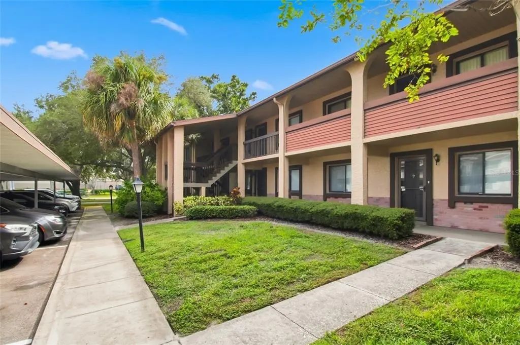 721 83rd Avenue N 202, ST. PETERSBURG
