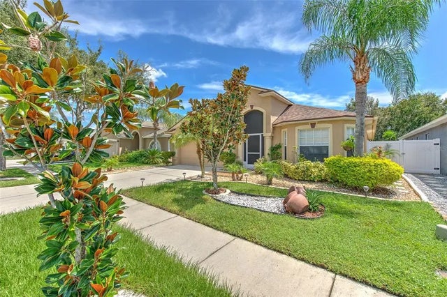 7254 Parkersburg Drive, WESLEY CHAPEL