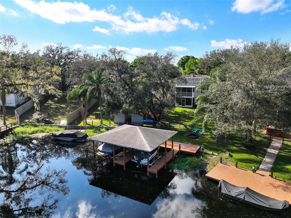 11812 Lakeshore Drive, CLERMONT