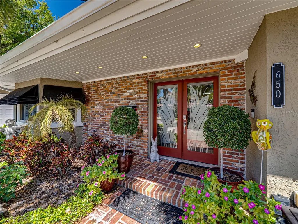 650 Poinsettia Road, BELLEAIR