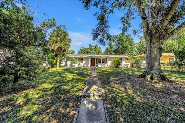 3277 49th Avenue N, ST PETERSBURG