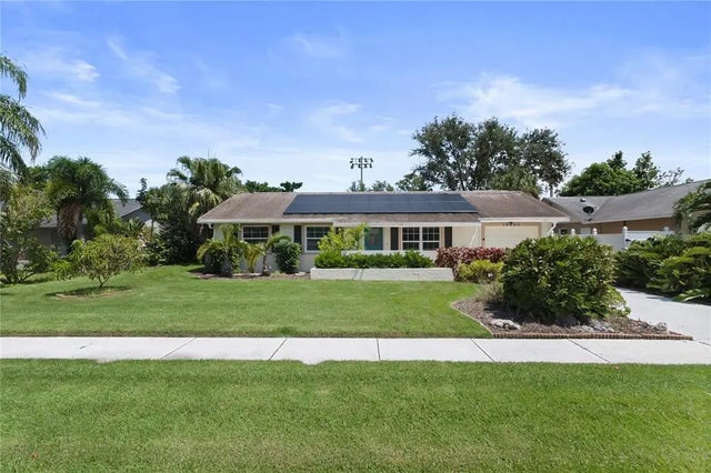 10063 82nd Street, SEMINOLE