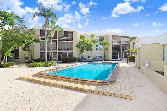 2302 S Manhatan Avenue 310, TAMPA