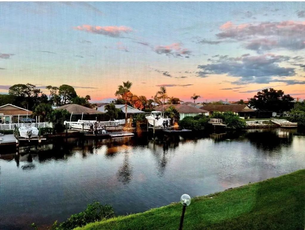 4533 Marine Parkway 204, NEW PORT RICHEY