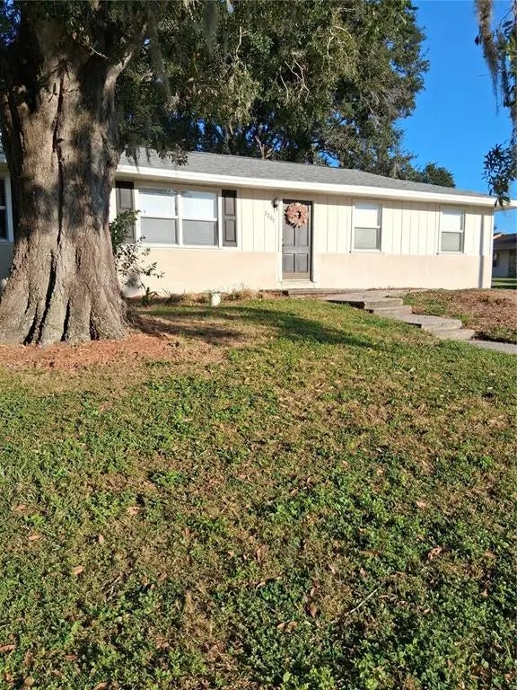 7207 Sheffield, LAKELAND