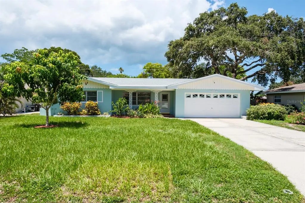 1868 Bellemeade Drive, CLEARWATER