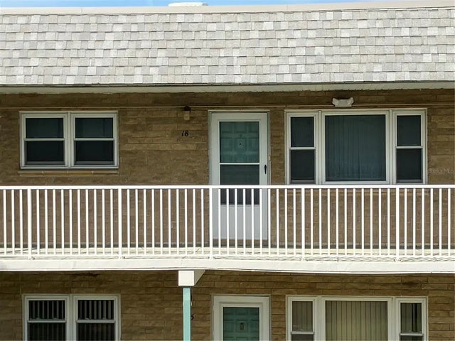5247 81st Street N 18, ST PETERSBURG