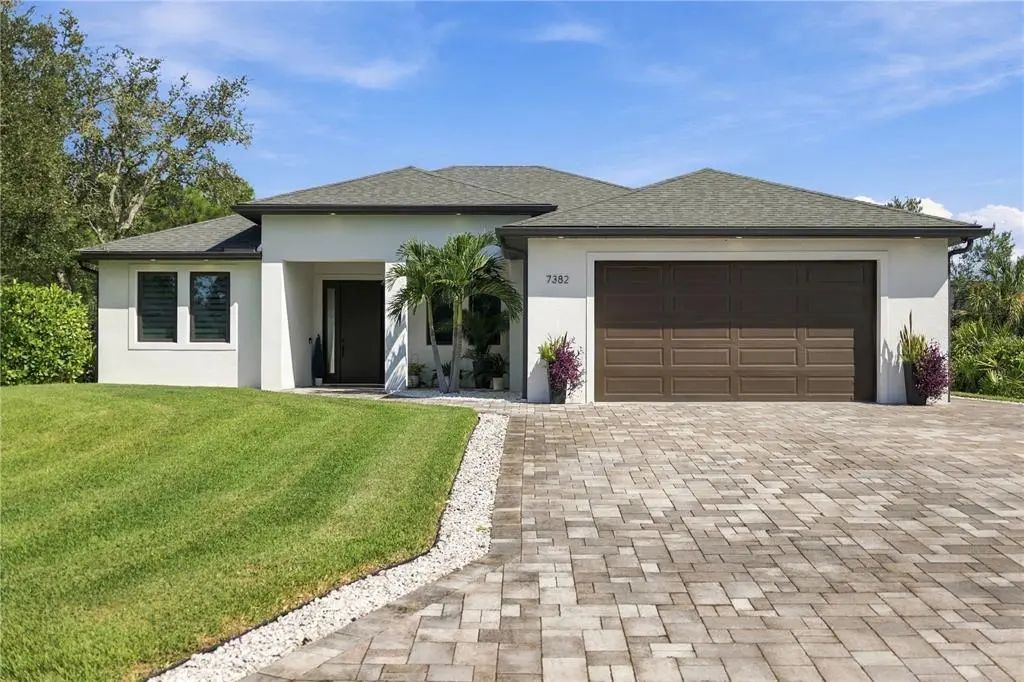 7382 Perennial Road, NORTH PORT
