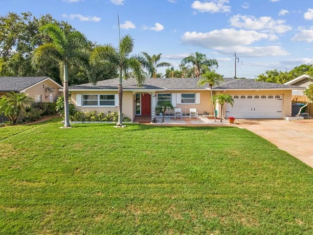 3750 Avocado Road, LARGO
