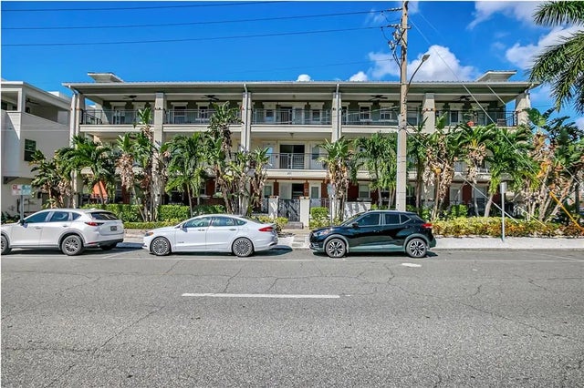 201 6th Street S 106, ST PETERSBURG