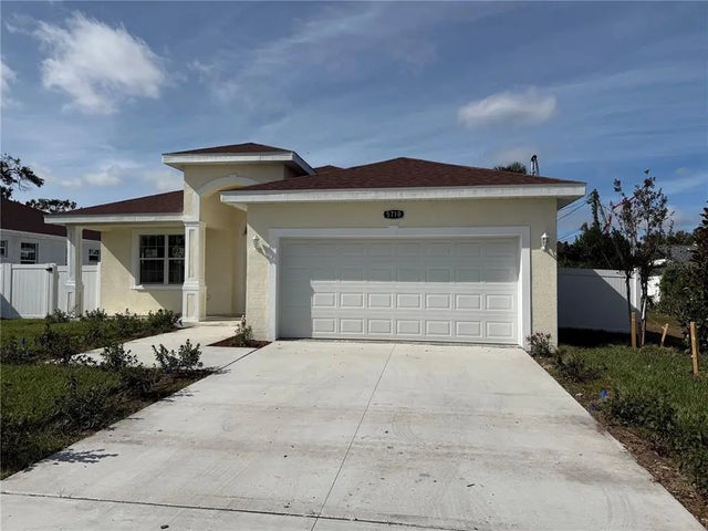 5710 42nd Street N, ST PETERSBURG