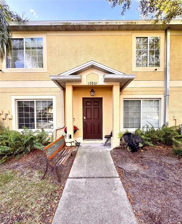 10801 Brickside Court, RIVERVIEW