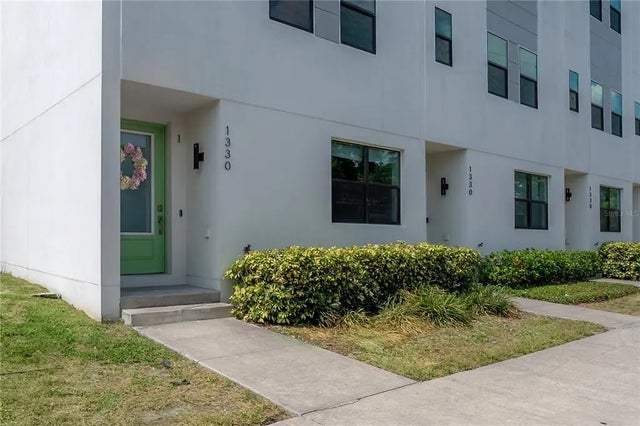 1330 W Gray Street 1, TAMPA