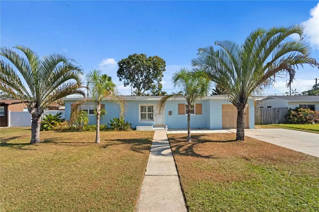 7351 10th Street N, ST. PETERSBURG