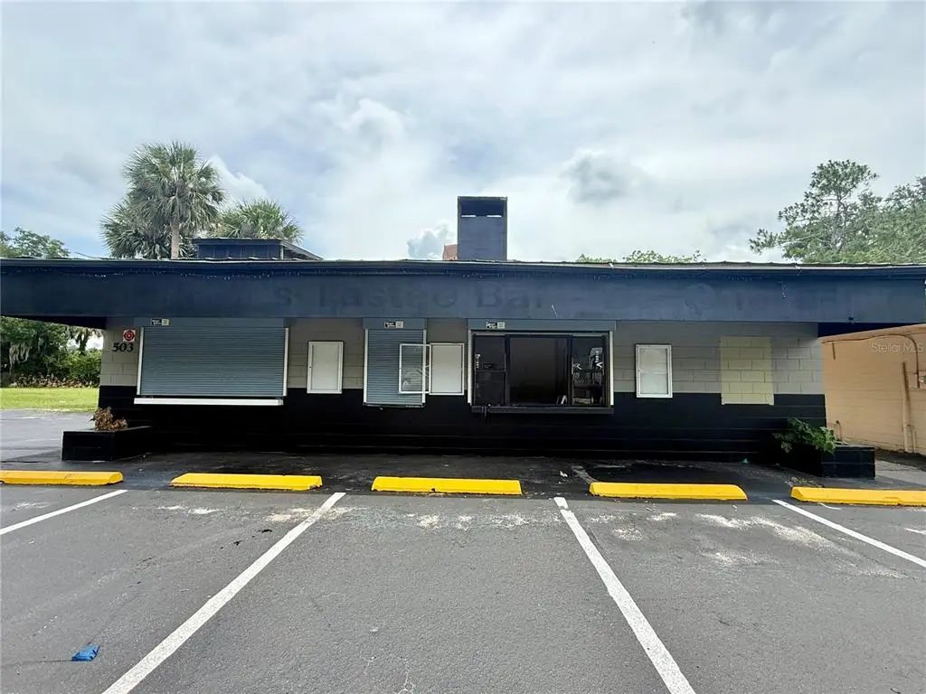 E Bates Avenue, EUSTIS