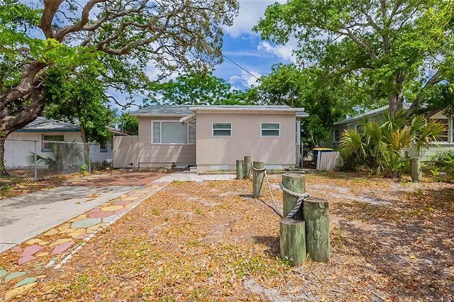 912 Magnolia Drive, CLEARWATER