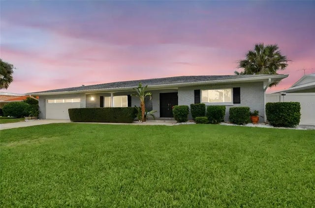 3938 Versailles Drive, TAMPA