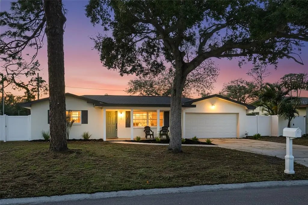 1736 Sharondale Drive, CLEARWATER