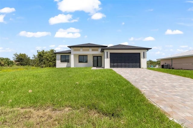 13630 Allamanda Circle, PORT CHARLOTTE